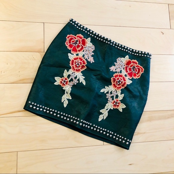 Romeo & Juliet M Dark Grn Vegan Mini - Picture 3 of 11